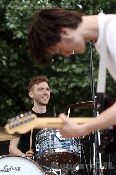 OUGHT - 2015-05-24 - PARIS - Parc de la Villette - 